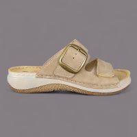 Klapki damskie Inblu LL000006 Beżowe – Ekoskóra Nubuk, Złota Klamra, Vera Pelle