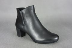 Botki damskie MARCO TOZZI 2-25389-25